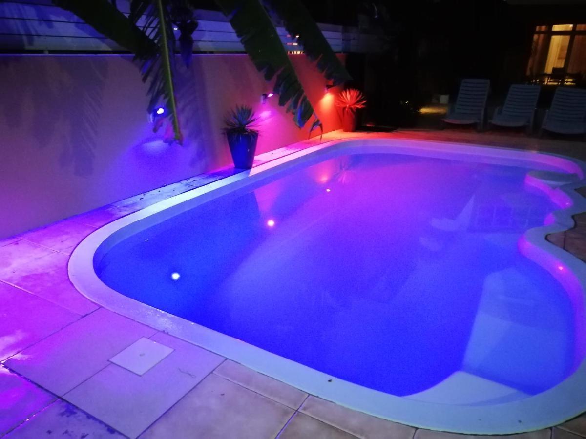 Seacret Bay Apartamento Pereybere Beach Exterior foto